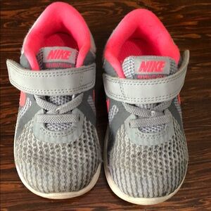 Nike Kids Revolution 4 Gray and Pink Shoes